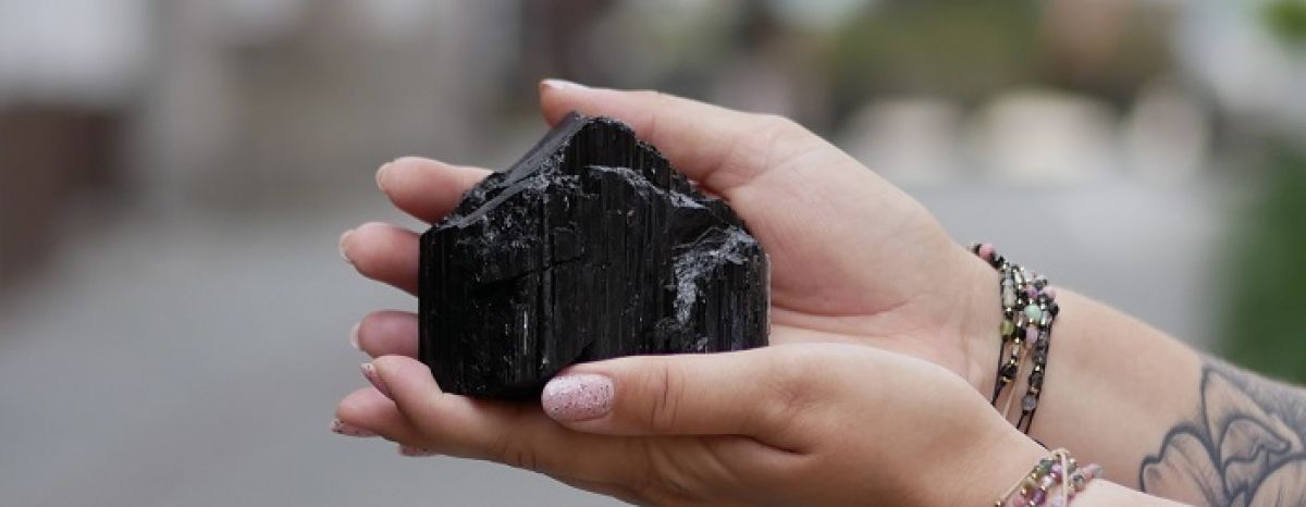 turmalin właściwości