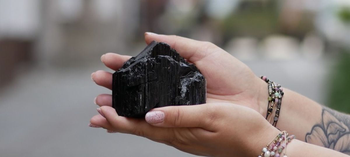 turmalin właściwości