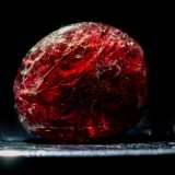 Kamień granat symbolizuje pasję! Jest idealny dla tych, którzy utknęli w martwym punkcie. Poznaj jego magiczne właściwości