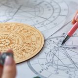 Jak sprawdzić swoje tranzyty astrologiczne i co można z nich wyczytać?