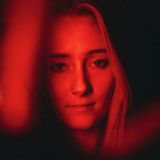 O czym mówią do nas zmarli i skąd wiadomo, że są blisko? Jakie znaki wysyłają?