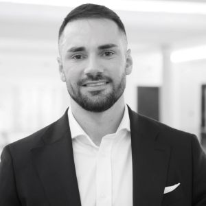 Łukasz Litewka poseł horoskop analiza