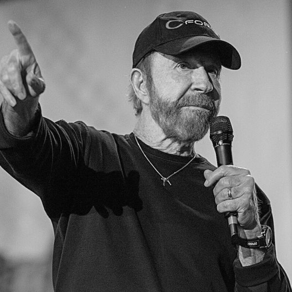 Chuck Norris horoskop urodzeniowy