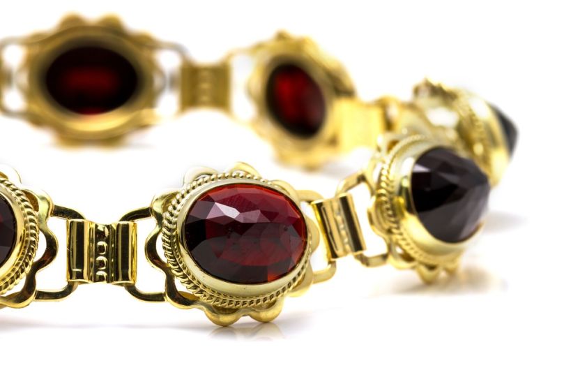 kamienie dla koziorożca