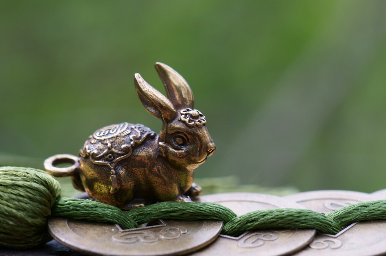 Marzec 2026 w chińskiej astrologii to miesiąc Metalowego Królika