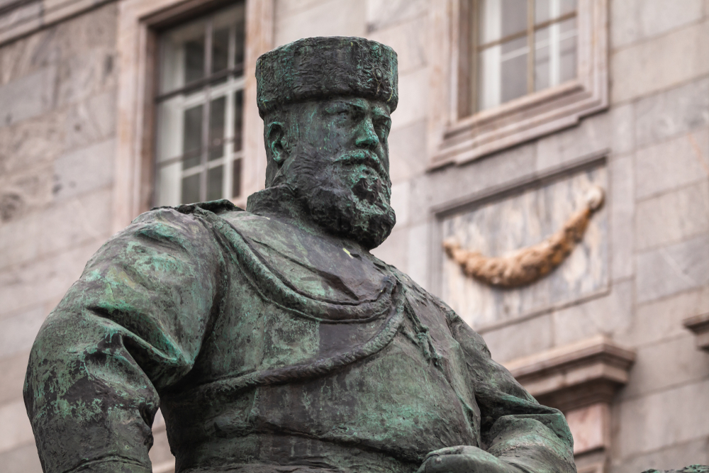 Rosja i koniunkcje Saturna z Neptunem