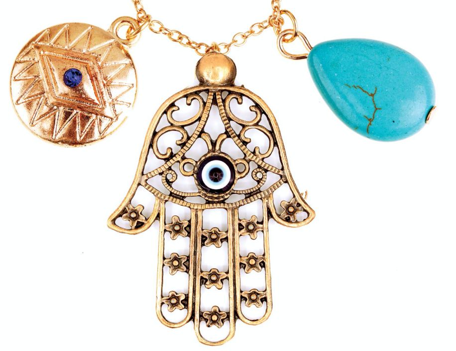 Amulet i talizman - jak je nosić?