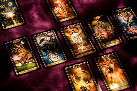 Tarot na wrzesień: bądźmy cierpliwi!