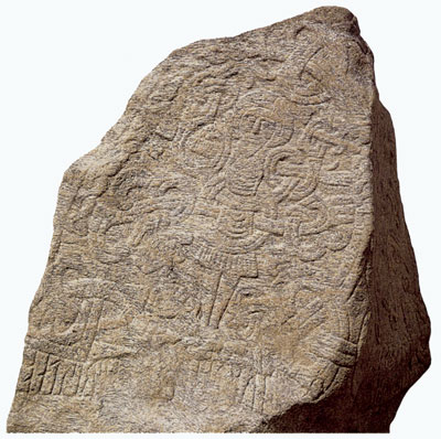 kamień z inskrypcjami runicznymi